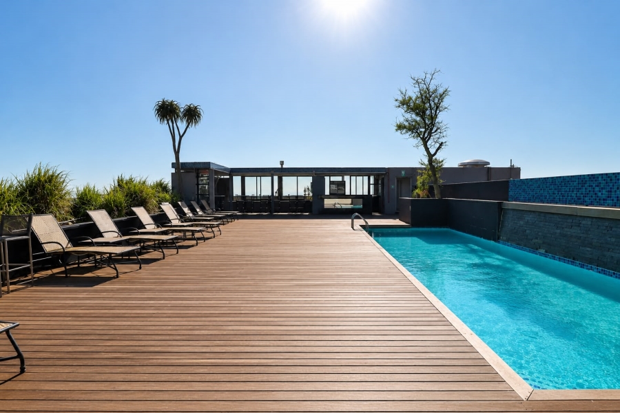 2 Bedroom Property for Sale in Green Point Western Cape